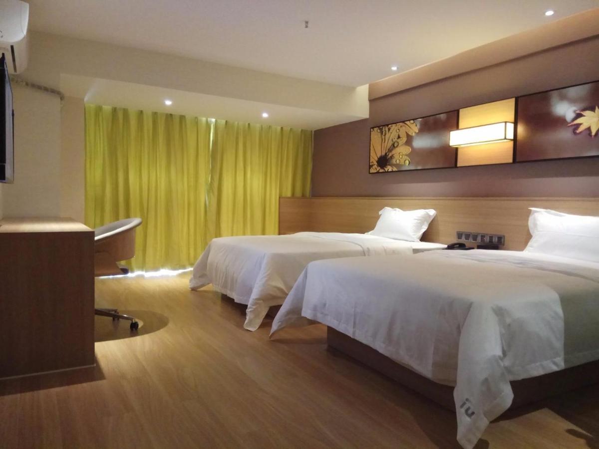 Iu Hotel Guiyang Jinyang Century City Shopping Center Chayuan Village Metro Vanke Exterior photo