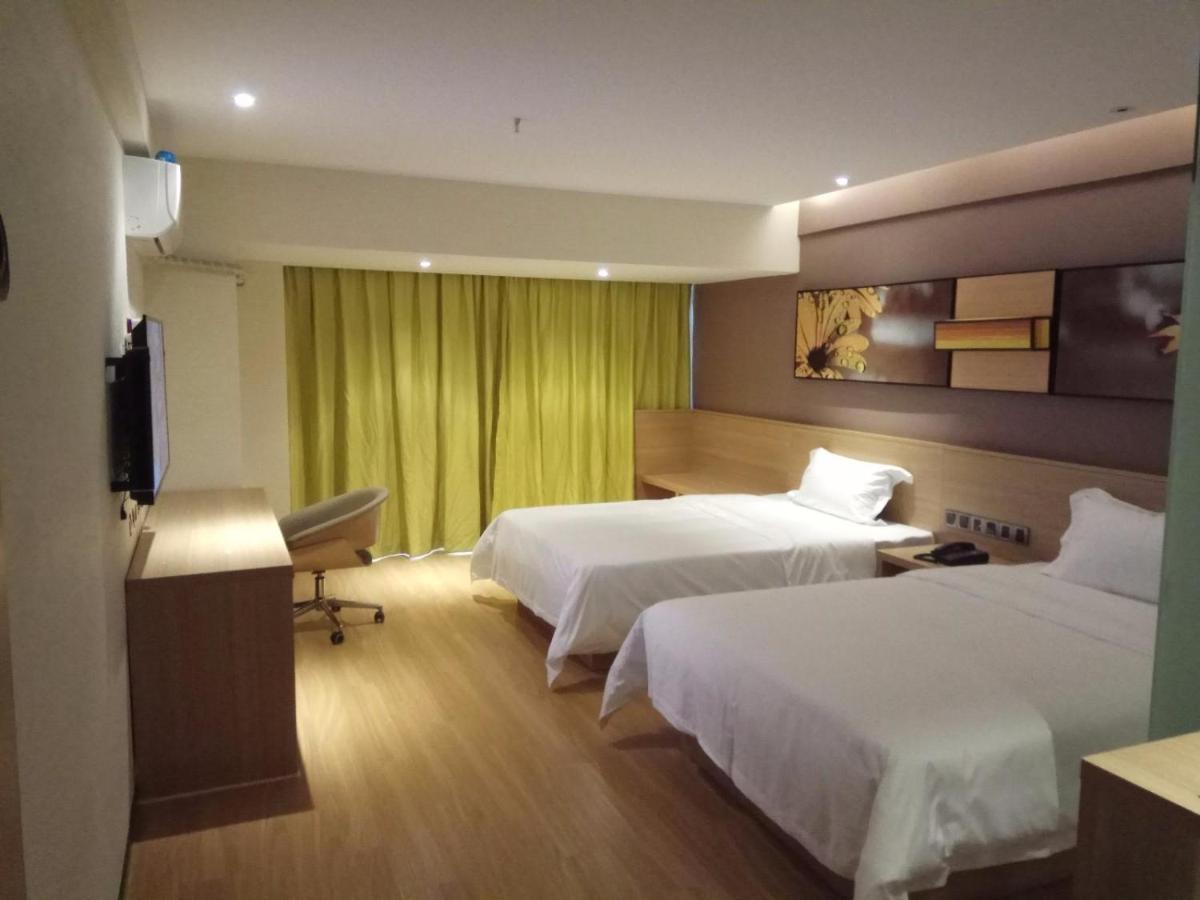 Iu Hotel Guiyang Jinyang Century City Shopping Center Chayuan Village Metro Vanke Exterior photo